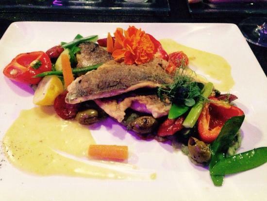 The View Skylounge & Bar